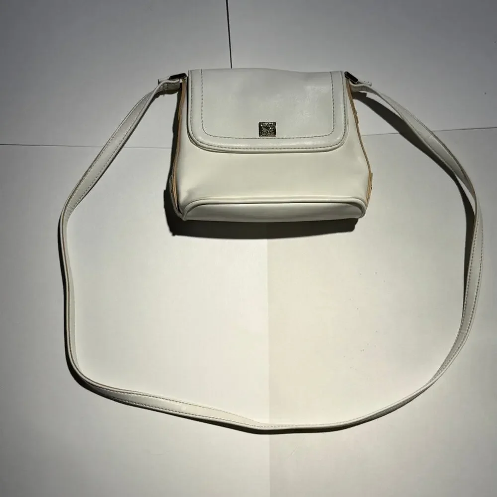 Liz Claiborne Vintage Off-White Flap Crossbody Bag